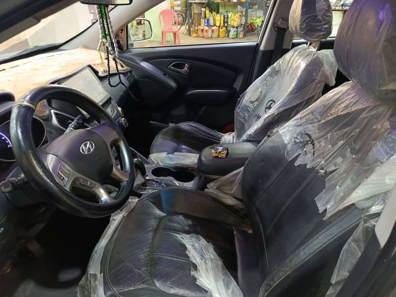 توسان 14 متؤمة شمالي 
السيارة كاز 
كصة جنطة محرك وكير مكفولات
تدفئة بالكشنات 
تبريد ثلج
شاشة 
بيع مستعجل بدون مراوس 
السعر 45 يعني جوة السوك 
اتعهدلك سرقة وعشاير 
اخوان الميشتري ليكسر بحلال العالم 
مكان السيارة نجف *********** بي وتساب
