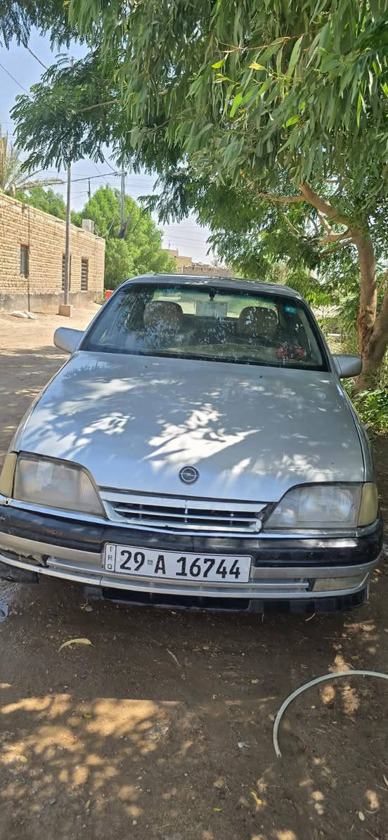 اوبل اوميكا موديل 91 مكينه وكير وحداديه شرط الفحص كير اتو رقم انكليزي واسط سنويه 30 العنوان السياره ديوانيه السعر 25وبيا مجال الشراي ***********
