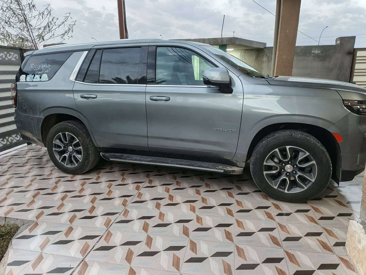 تاهو ال تي موديل ٢٤ شهداء دخول جديدماشيه ٦٠٠٠ بيه باب صبق مال السايق وبيه بلجاملق بارد والباقي مكفوله ت ***********
