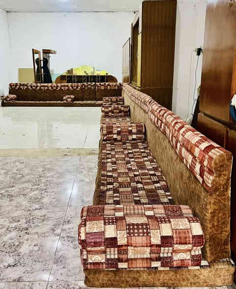 #للبيع جلسه عربيه 11متر 
سعر 300 الف عنوان كركوك حي النصر 
***********
***********

ملاحظة:نشري اغراض مستعمل شعدكم دزولنا واتساب
