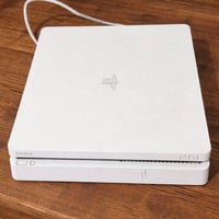 بلي فور مهكر نظام11 الجهاز جديد ولك ستيكر مامفتوح جوستكات اصليه 2وضمان...