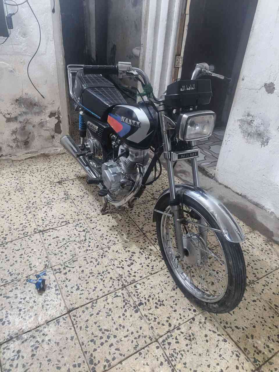 سلام عليكم
دراجه نامه شلامجه 
موديل 2023
مفتوحة ولفات بس 
سعر ب950وبيهة مجال 
التواصل ***********
المو شراي لا يتعبني
