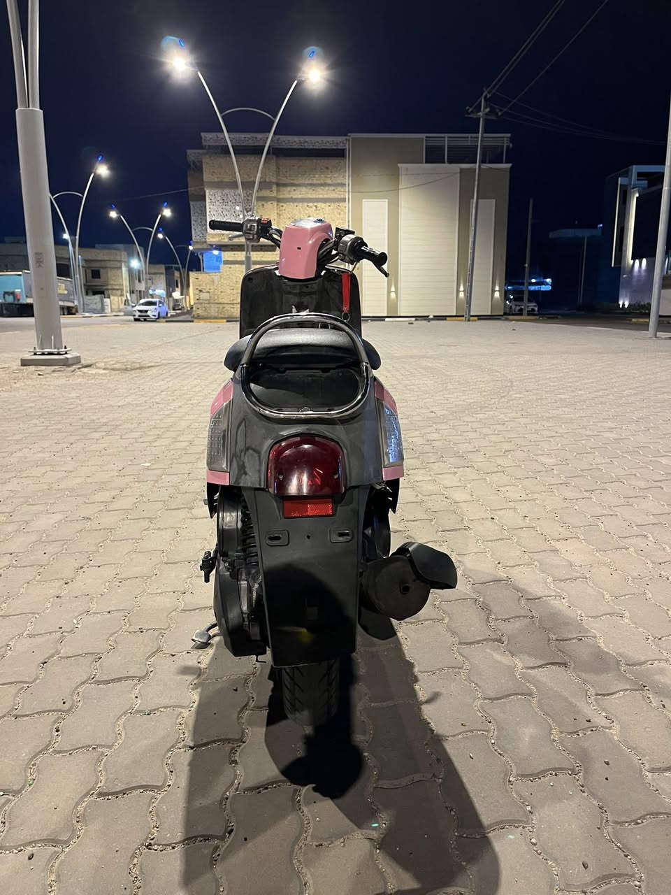 ماكس بوليس كابريتر
السلام عليكم دراجه ماكس بوليس للبيع لون وردي مميز ختم واحد وياالمكينه و المكينه بلاد ما مفتوحه ولا ملعوب بيه كله عل بلاد كفاله عامه الدراجه شلعه ومعدل ومفوله على اخر حبايه رايده ب 900 وبيها مجال قليل للشراي فقط وحيللللللل مسعجل كلش 
مكاني شط العرب التنومه رقم تصال ***********
