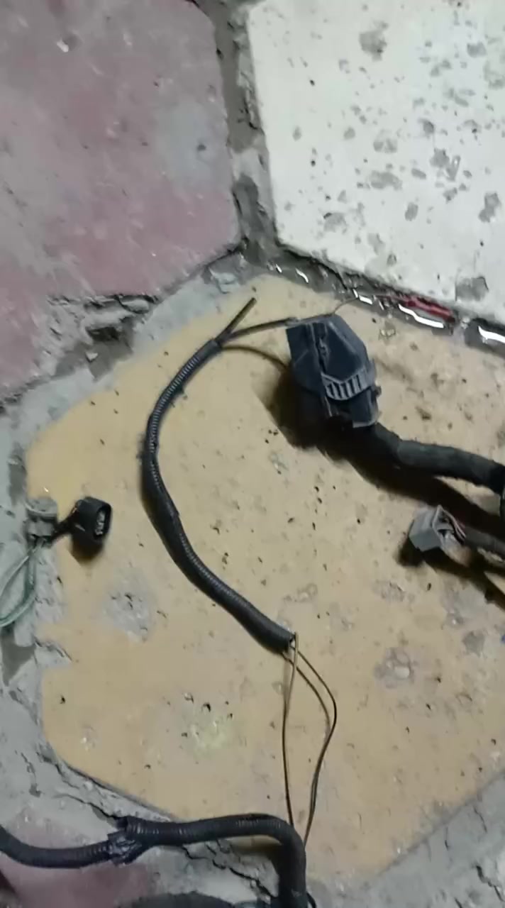 مساكم الله بالخير احبتي 
صياما مقبولا واجرا ثابتا وفطور شهيا ان شاالله
غراض ليفان 620 للبيع للاتصال (***********) وات ساب ولدي توصيل لكل محافظات العراق
