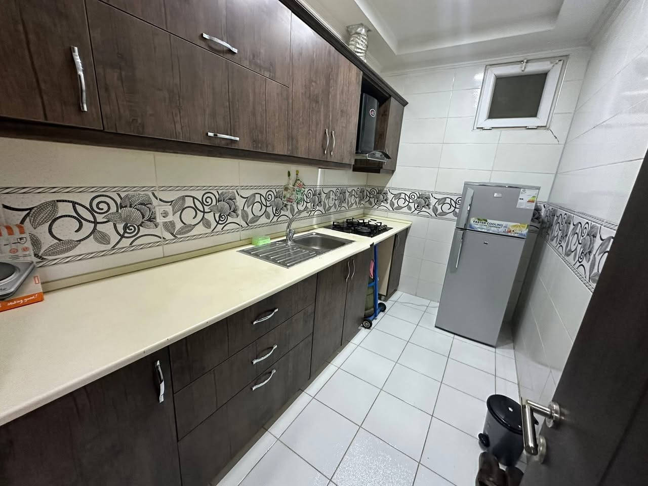 عرض جديد وحصري من شركة غازي ميراني
■ شقه للبيع في مجمع روز تاور الشقة #موؤثثة بلكامل 
■ مساحه 85 م 
■ ١+١ غرفه وصاله 
■ مطبخ مفصول وصحيات
■ مجهزه الشقه سبالت عدد٢ وكونترات
■ ارضيه باركيه
■ خدمات المجمع كهرباء وماء ٢٤ ساعه سكيورتي
■ مساحات خضراء 
■ موقع المجمع مجاور شقق بلاص لايف طريق كويه
■ للإستفسار***********
***********
عنوان الشركة:سايدين لاوان المهندسين شركة غازي ميراني مقابيل فلوريا ستي 
#غازى_ميرانى #عقارات #اربيل #بغداد
