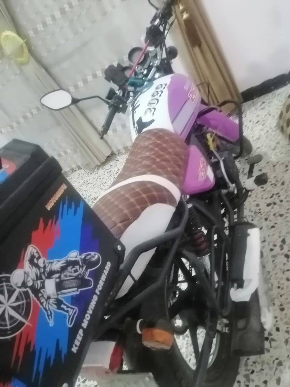 مكلف بلنشر ....
دايوان للبيع موديل 2022باب اول (مرقمه بغداد )شرط التحويل ....السعر 2200وبيها مجال (رقم صاحب الدراجه ***********
***********
