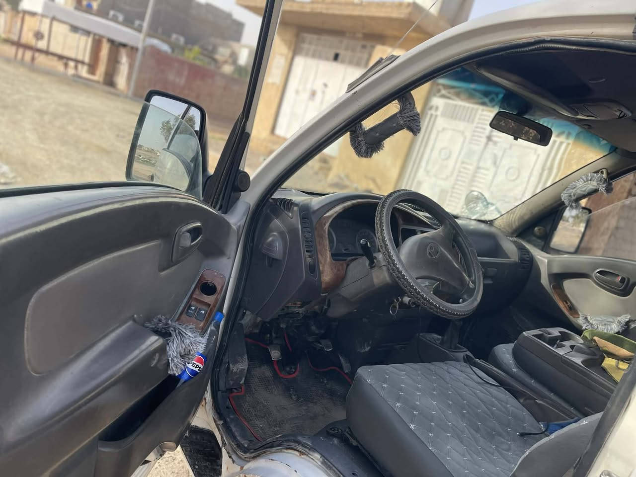 السلام عليكم
هونداي بورتر موديل 2006 محرك كير اكسل شرط تايرات جدد صدر كهربائيات كلها شغاله مكينه ستاركس مفتوح مو مسكر سياره كامله  للعلم السياره ادوات مو كص 
سعر 45 وبيها مجال ‏‪***********‬‏
