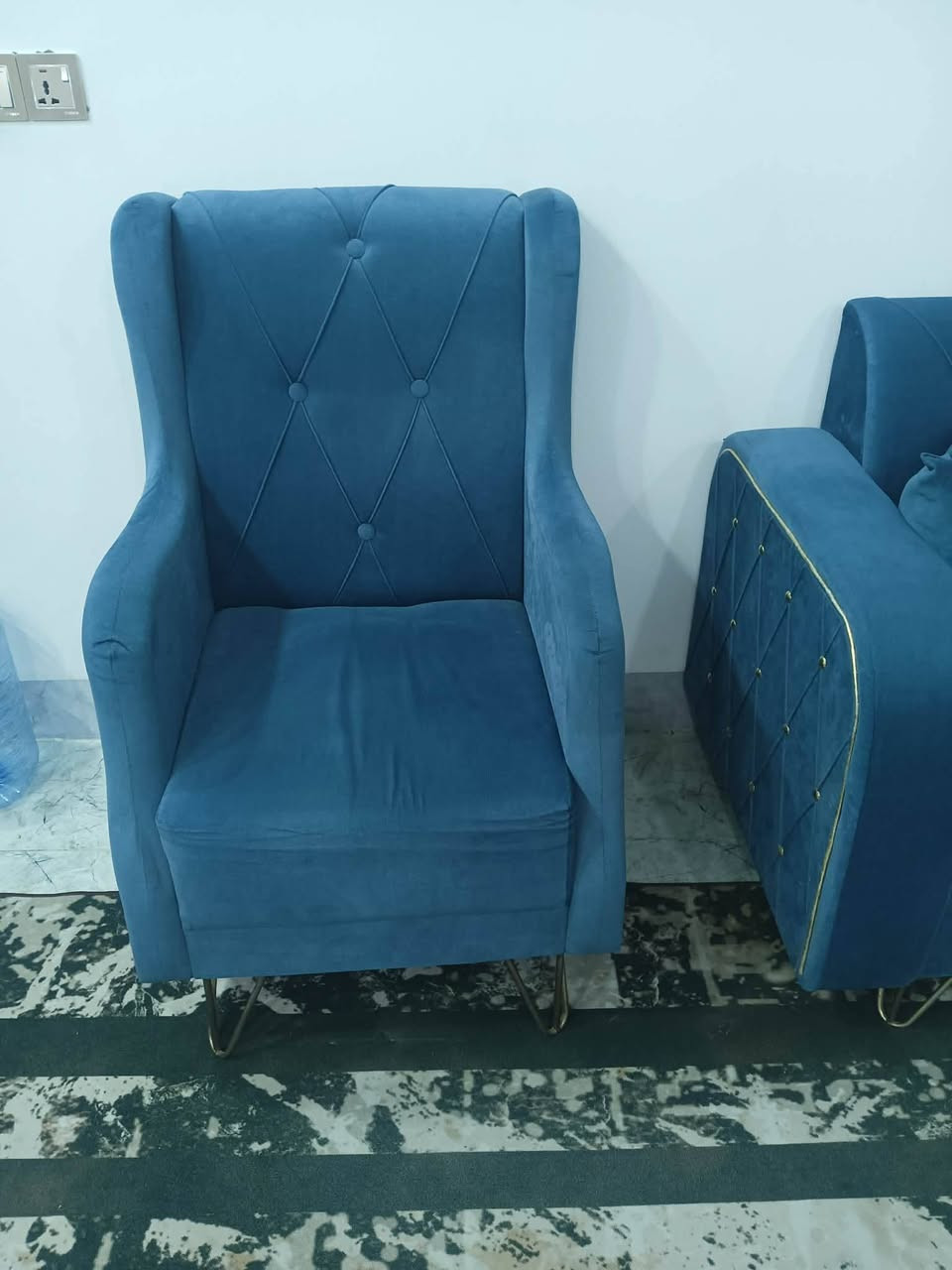 غراض للبيع 
مكان ديالى وهذا السبلت 2 طن جديد
 تخم قنفات 2 وستوته وسكمليات 2


**إذا كنت صاحب هذا الإعلان وتريد حذفه لأي سبب، رجاءا أرسل رسالة إلى الدعم الفني**