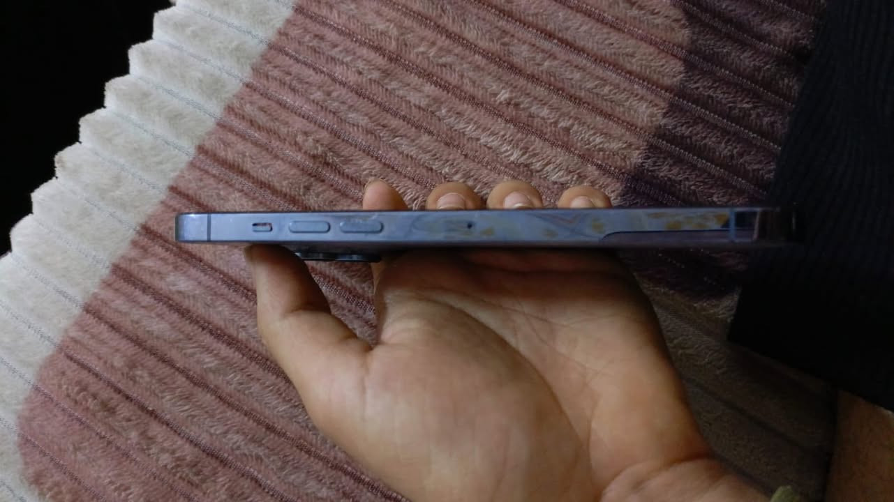 ايفون 13 برو ماكس لون بحري ابجهاز مكفول كفاله عام ممبدل بي ايشي فقط الضهر من طاح من ونكسر طلع بل خيارات انو البطاريه مبدله بي هي ممبدله وتكدر تفحصه وتتاكد ذاكره 256 ببجي 120 فريم ثابت  شرق اوسط عربي مو امريكي  تكدر تبدل الضهر ب 25 ليزر ذب سعرك اذا عجبني اراسلك خاص


**إذا كنت صاحب هذا الإعلان وتريد حذفه لأي سبب، رجاءا أرسل رسالة إلى الدعم الفني**