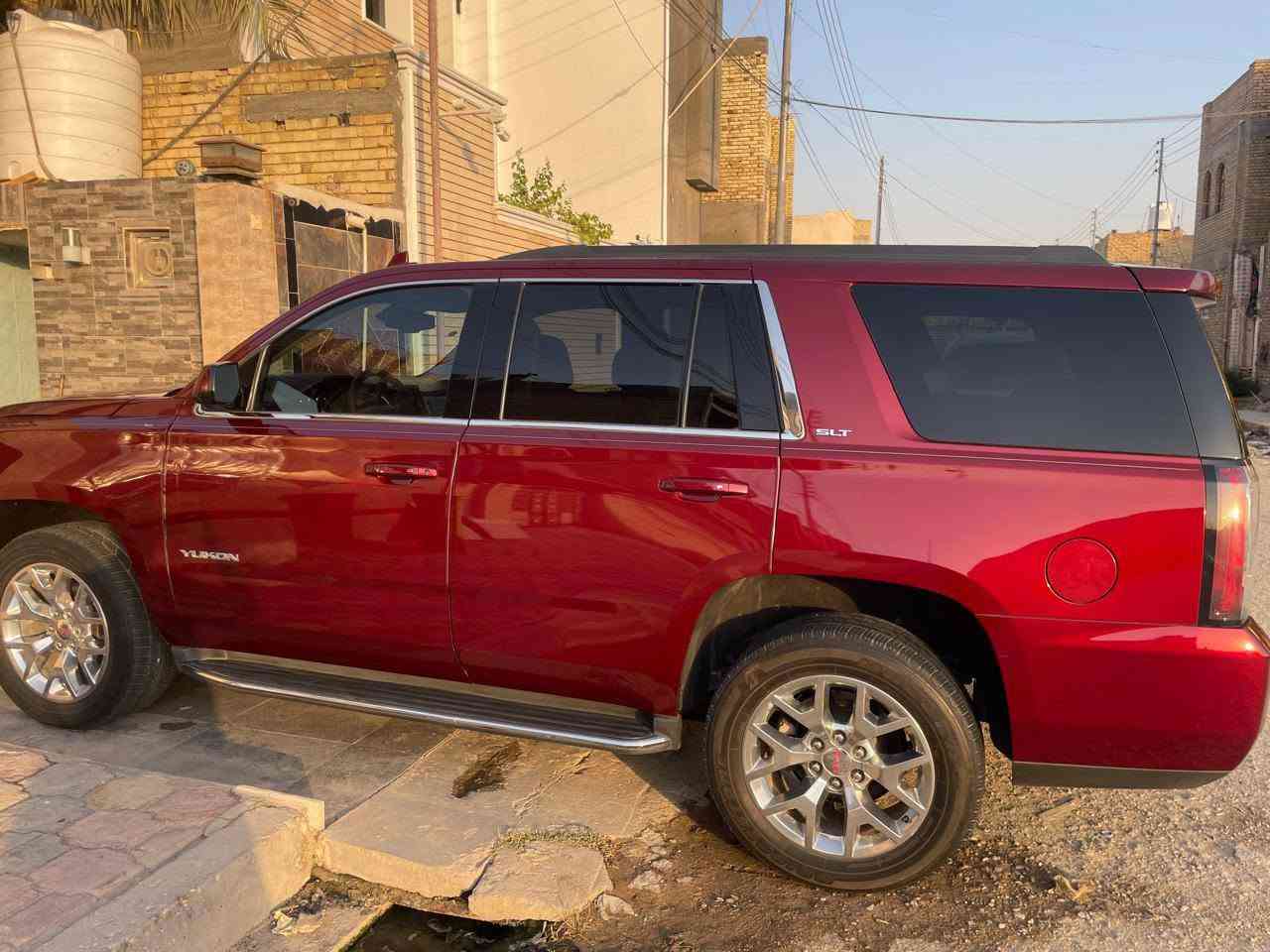 ***********
سلام عليكم GMC يوكن ابتر دخول جديد ضباط وارد امريكي حادث دعاميه اماميه فقط سياره لون ماروني داخل عسلي فول مواصفات فتحه شاشه تدفئه تبريد بل كشن 
كشن خلفي منفصل شاشه وسط جنطه شفط فتحه حساس خافي ومامي 1/1 رقم بغداد دخول جديد 6صاره من داخله  
مكان سياره ناصريه 
سعر 295 وبيه مجال 
موديل 2016
