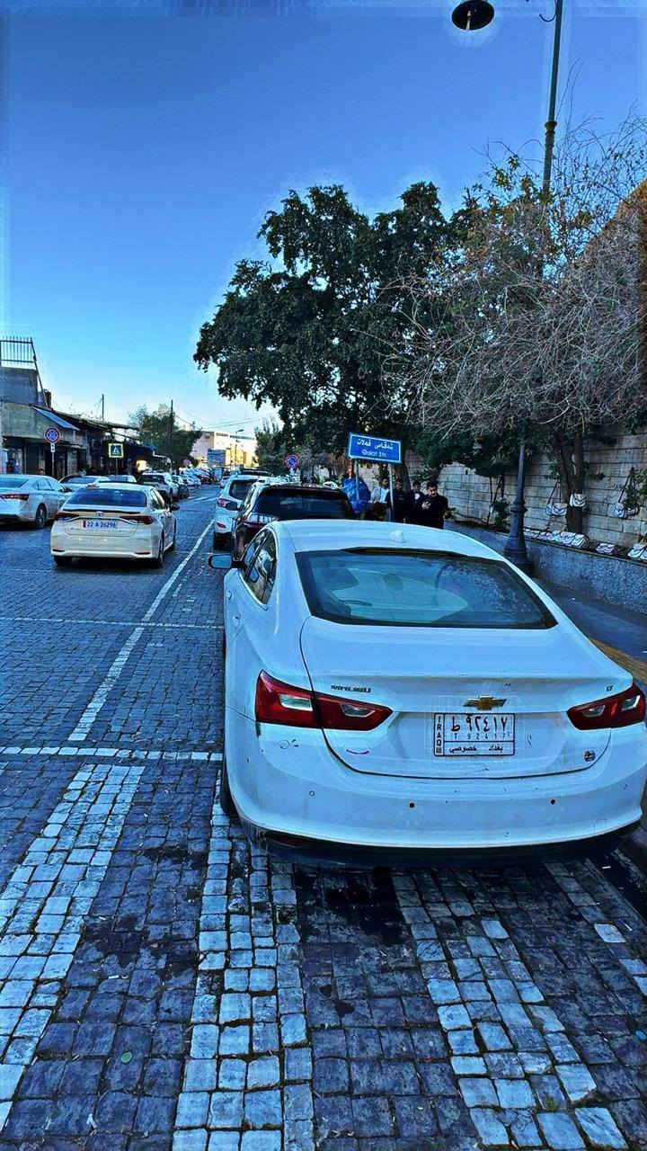 ماليبو 18
سياره كامله قطعتين بيها جاملغ خلفي باب خلفي 
150 تيربو 
تبريد تدفئه 
بصمه بصمه أبواب 4 سعر 115 رقم ***********
