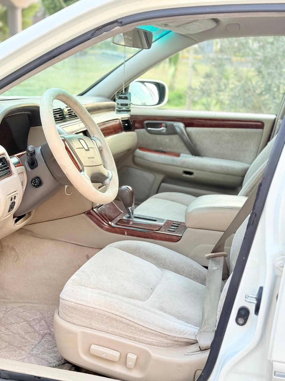 جنون 2003 اصوليه بسمي قرار 48 رقم بصره الدولي السعر 128 وبيها مجال قليل كفاله عامه ضربه وگص ونقل وكافه الاصوليات مواصفات خضراويه كرستال برده خلفيه شاشه كامره تحكم ستيرن مثبت سرعة حساسات ويل نجمه اصلي
((مكان السياره البصره ))
***********
