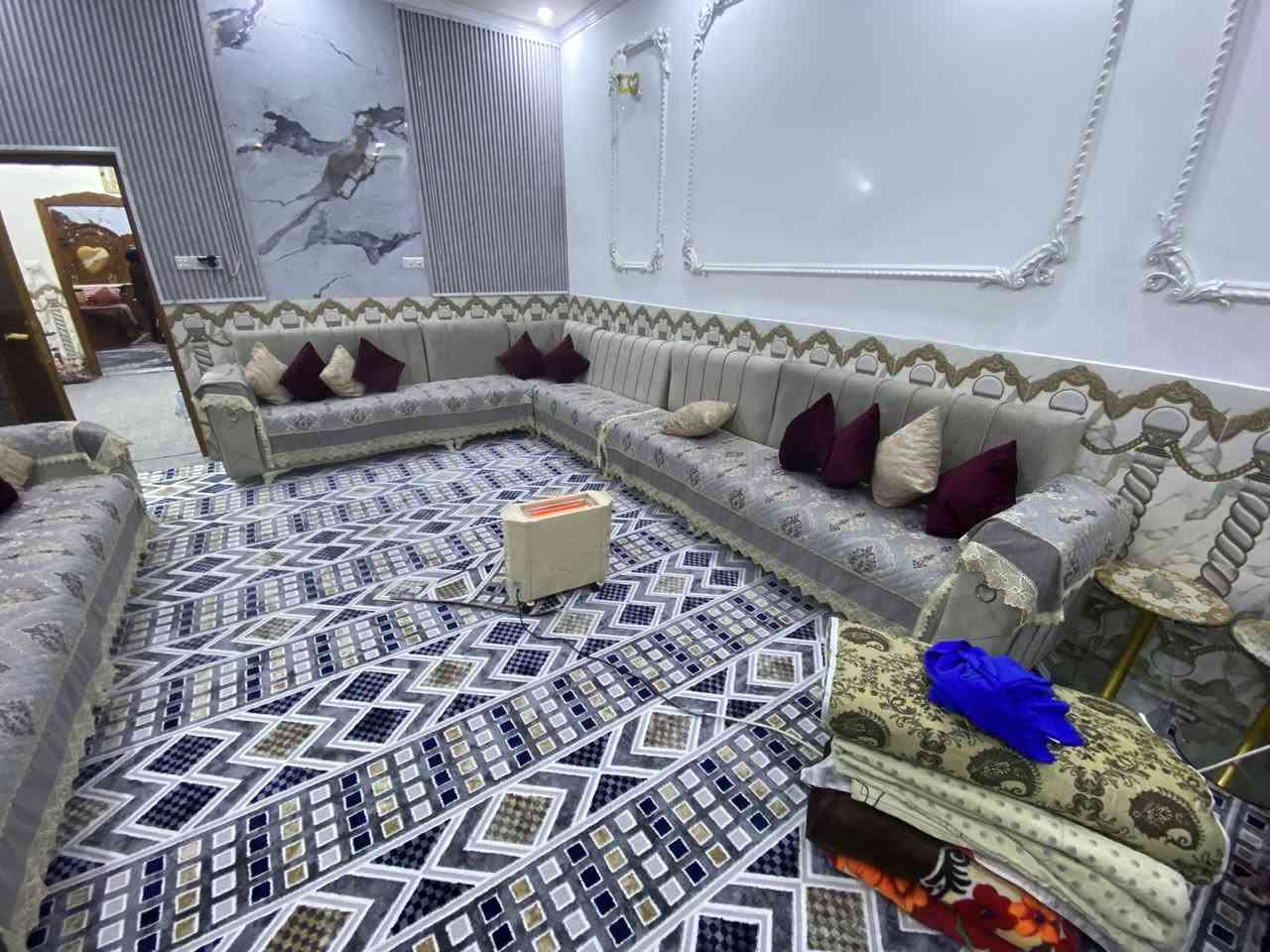 سلام عليكم
تخم قنفات استخدام شي قليل 
نظافه 100‎%‎
بصره شط العرب 
8 قطع 
اكو 4 قطع 
*********** 
سعر 700 8قطع بيهن مجال
سعر 300 4 قطع بيهن مجال 
شرط لا كسر ولا شي
