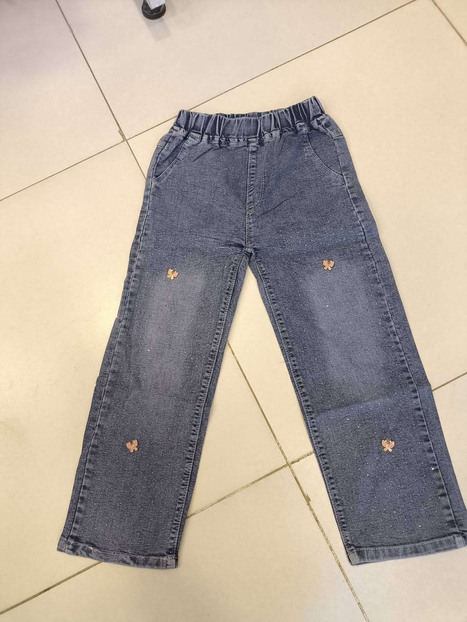 تم وصول بنطرون بناتي درجة اولى 
قياس من 6 سنه-- 18سنه
العنوان الانبار حديثه مقابيل شاشه العرض 
ازياء عماد 
توجد خدمة توصيل 
الاستفسار على رقم 
***********
