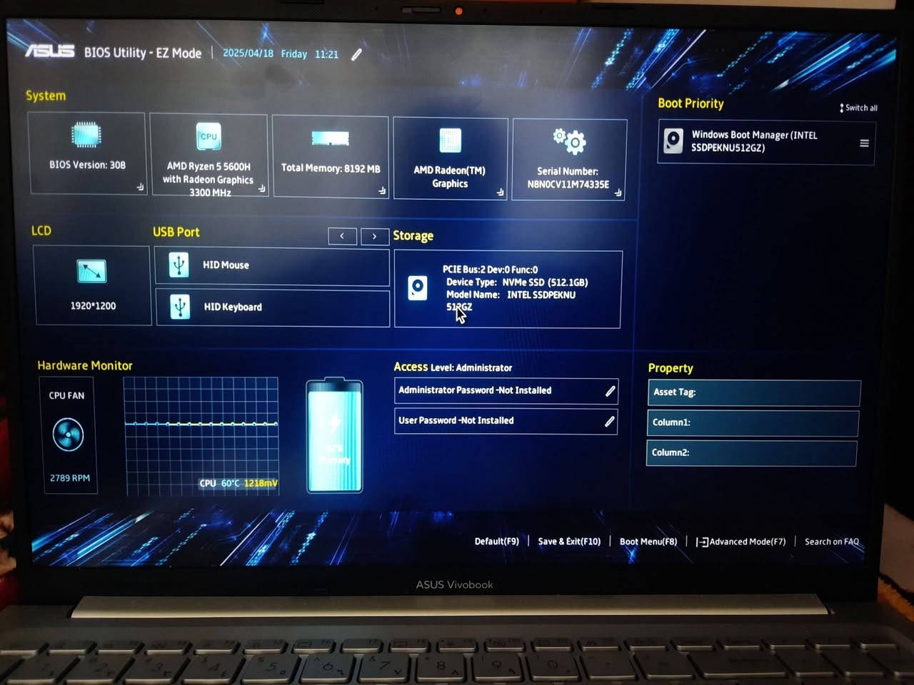لابتوب آسوس للبيع
ASUS Vivobook M1603Q 
جهاز كمبيوتر محمول أنيق ودائم مصمم للأداء العالي،
مزود بمعالج AMD-Ryzen 5 5000 وذاكرة عشوائية 8 جيجابايت DDR4، مما يجعله مثاليًا للمهام المتعددة اليومية والاستخدامات الاحترافية شاشة ips 1920/1200 بكسل بحجم 16'' بوصة وزوايا عرض واسعة لتوفير تجربة بصرية غامرة، وهي مثالية لإنشاء المحتوى، المشاهدة، والعروض التقديمية.

توفر لوحة المفاتيح المريحة ASUS ErgoSense تجربة كتابة مريحة وسريعة الاستجابة، يمكن للحاسوب أيضًا الانبساط بزاوية 180 درجة، مما يسهل التعاون ومشاركة المحتوى.

المواصفات الكاملة:

- المعالج:
- AMD Ryzen 5 5600H with Radeon Graphics 3300 MHz
- الرسوميات:
- AMD Radeon(TM) Graphics مدمج

- الذاكرة العشوائية:
- 8GB DDR4 بسرعة 3200 ميجاهرتز (مع فتحة SO-DIMM قابلة للترقية)

- التخزين:
Hard 512GB  SSD
Ram 8GB
- الشاشة:
- شاشة ''16 بوصة ips (1920x1200)
- معتمدة من TÜV Rheinland لتقليل الضوء الأزرق وتقنية خالية من الوميض
- زوايا عرض واسعة 178°، نسبة الشاشة إلى الجسم 82%

- الصوت:
- مكبرات صوت ستيريو مع تقنية DIRAC وتقنية تعزيز الصوت ASUS Audio Booster
- تقنية إلغاء الضوضاء المدعومة بالذكاء الاصطناعي لمكالمات الفيديو

- الكاميرا:
- كاميرا HD بدقة 720p مع غالق الخصوصية المادي

- المنافذ:
- 1x USB 2.0
- 2x USB 3.2 Gen 1 Type-A
- 1x USB-C 3.2 Gen 1
- 1x HDMI® 1.4
- 1x منفذ سماعات رأس/ميكروفون

- الاتصال:
- Wi-Fi 6 (802.11ax)
- Bluetooth® 5.1

- البطارية:
- تحتوي على ثلاث خلايا بقدرة 50 واط/ساعة
- يدعم الشحن السريع مع محول بقدرة 90 واط
- تصل الى 4 ساعات تشغيل على البطارية

- لوحة المفاتيح :
- لوحة مفاتيح  ASUS ErgoSense تدعم اللغتين العربية والإنجليزية
- لوحة مفاتيح رقمية

الميزات:
- لوحة مفاتيح ASUS ErgoSense: توفر تجربة كتابة مريحة مع حجم مفاتيح كامل، وأغطية مفاتيح مقعرة بسمك 0.2 ملم، وسفر مفاتيح 1.4 ملم.
- تقنية إلغاء الضوضاء بالذكاء الاصطناعي: تقلل الضوضاء المحيطة لمكالمات فيديو واضحة.
- مفصل بزاوية 180°: يتيح لك مشاركة المحتوى والتعاون بسهولة.
متوفر ماسنجر مكاني النجف
السعر ٥٧٠ الف


**إذا كنت صاحب هذا الإعلان وتريد حذفه لأي سبب، رجاءا أرسل رسالة إلى الدعم الفني**