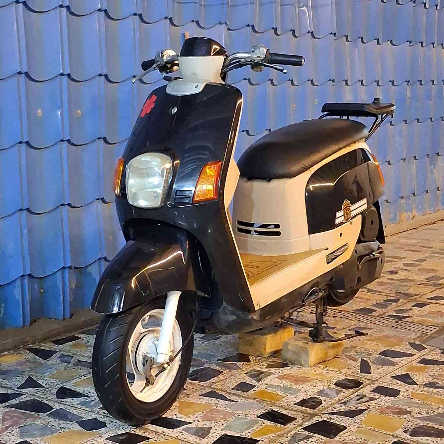 السلام عليكم للبيع عنوان بغداد العبيدي ***********
