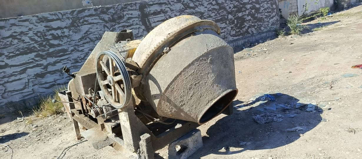 السلام عليكم  خباط المانيه نضيفه شغاله للبيع السعر 1600 مكان عامريه الفلوجه ***********)(***********
