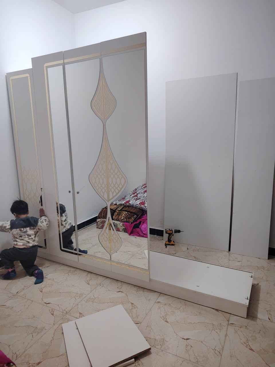 فتح وشد وصيانه 
💯فني تركيب أثاث
✅️غرف نوم 
✅️طاولات اكل
✅️مكاتب 
✅ صيانة الغرف التركي وجميع أنواع الأثاث 
✅واي أشغال تجميع الأثاث الخشبي جديد و مستعمل 
🔥والاسعار في متناول الجميع

للاتصال
***********
***********
او المراسلة على الخاص
شغل اليوم
