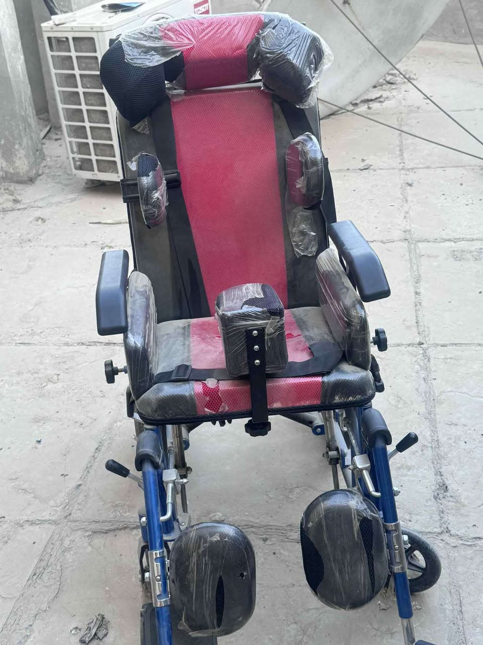 عربانه ذو الاحتياجات الخاصه جديده كلش تكفي لحد عمر ١٥سنه


**إذا كنت صاحب هذا الإعلان وتريد حذفه لأي سبب، رجاءا أرسل رسالة إلى الدعم الفني**