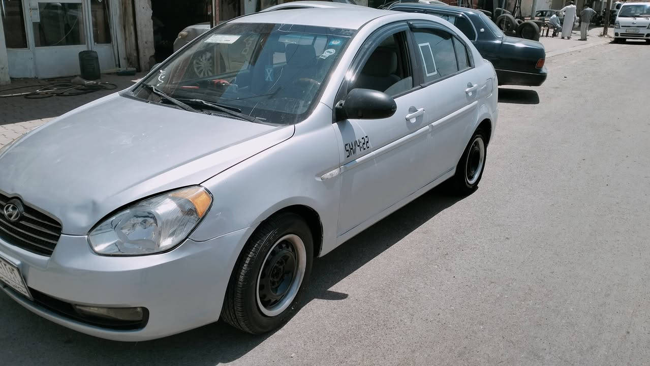 اكسنت موديل 2007
رقم صلاح الدين الماني 
شرط التحويل 
طخم تاير 
صدر جديد 
تبريد ثلج 
محرك كصه جديد
بدون حادث
بيها صبغ سقف اثر تقحيل والدواير مصلحات 
السعر 70 وبيها مجال للشراي 
***********
