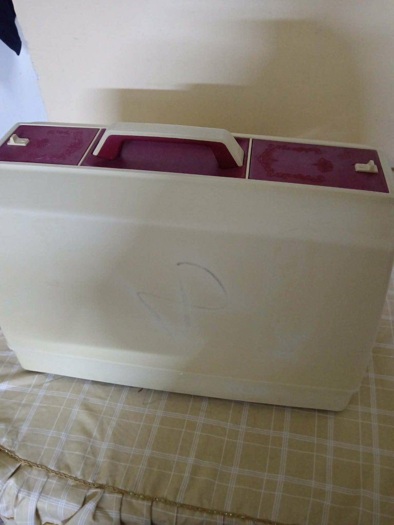 براد شغال بس يرادلو غاز السعر ٦٠ الف مكينة خياطة ابرذر نظيفة شغالة السعر ١٤٠ الف


**إذا كنت صاحب هذا الإعلان وتريد حذفه لأي سبب، رجاءا أرسل رسالة إلى الدعم الفني**