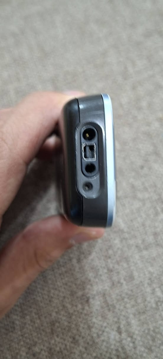 السلام عليكم
لا تسألني شكد سعره او كم خط او صناعته انت كدامك كلشي
اقرا المنشور عدل وشوف الصور واذا تريد اشغللك الجهاز واصورلك فيديو فحص عالخاص
نوكيا ٢٦٢٦ اصلي شغال عالفحص بس يحتاج كڤر وبطارية😅
خط واحد
السعر ١٥ مع التوصيل


**إذا كنت صاحب هذا الإعلان وتريد حذفه لأي سبب، رجاءا أرسل رسالة إلى الدعم الفني**