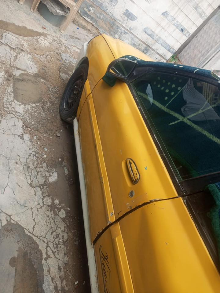 كيا ريو 2003
رقم بغداد اجره بدون راعي ابيع كوم حديد
مكينه وكير كورلا ببكاجو 1600 بيه خيط بخار 
كير جديد مشط جديد 
تخم تاير دوشمه جديده 
سياره خير من الله
كير اوتو اقتصاديه 
سعرها 19وبيه مجال للشراي بدون مراوس 
مكاني ام الكبر والغزلان قرب كراج ابو الريش
رقم راعي السياره ‪+964 786 548 0878‬
