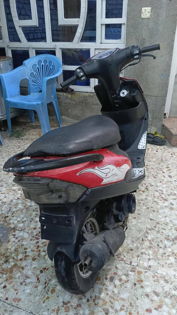 السلام عليكم دراجه ماكس عدله نضيفه ومكينه خير من الله مكاني بغداد العبيدي
***********
