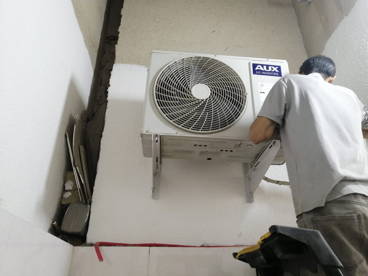 🛠️ تم بحمد الله.. إنجاز جديد من "أبو علي"
بفضل الله وتوفيقه، تم اليوم إتمام نصب وتجهيز سبالت لأحد الإخوة الأعزاء في منطقة شهداء السيدية.
نحرص دائماً على تقديم أفضل خدمة، بدقة في المواعيد وإتقان في العمل، لأن ثقتكم هي رأس مالنا.
• المنطقة: حي شهداء السيدية.
ابو علي ***********
***********
