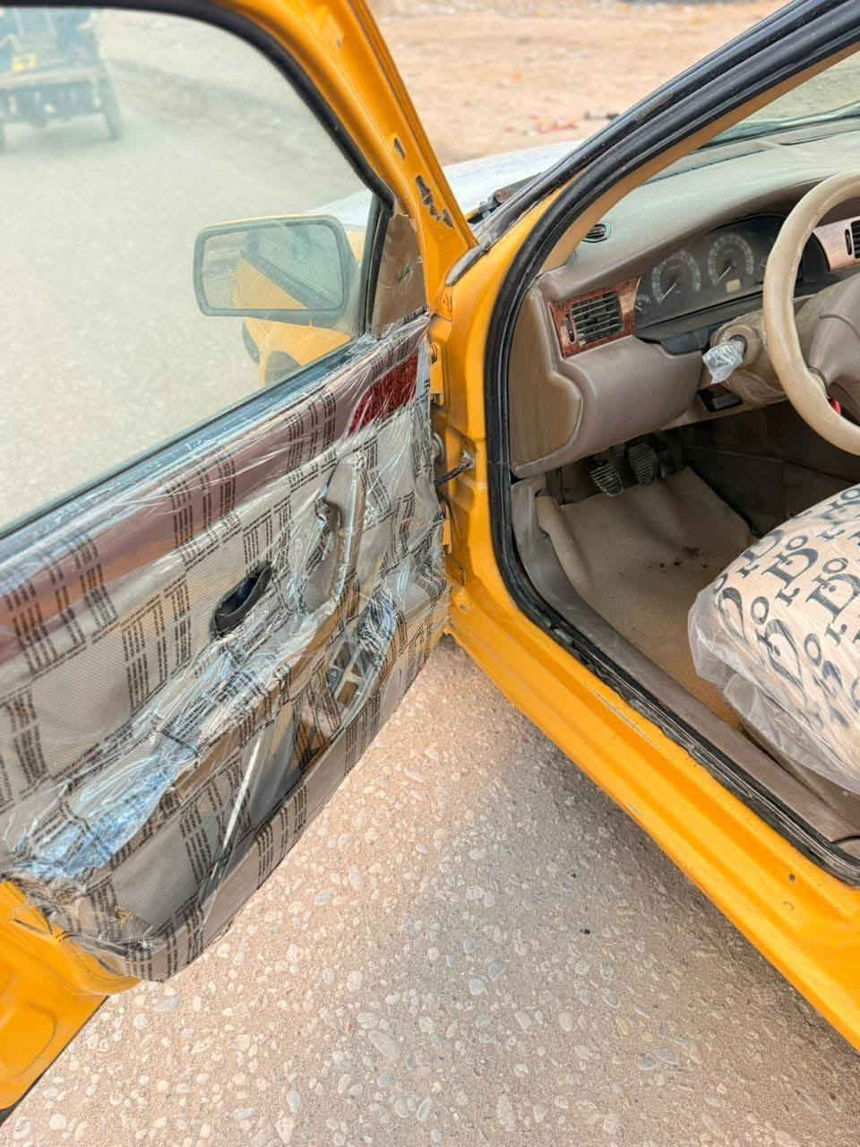 السلام عليكم سمند 2011 ناطق
مكفوله من الضربه القويه
محرك مكفول 
تحويل مباشر 
مكان السيارة نجف/ كوفه ***********
السعر المطاوب 24
