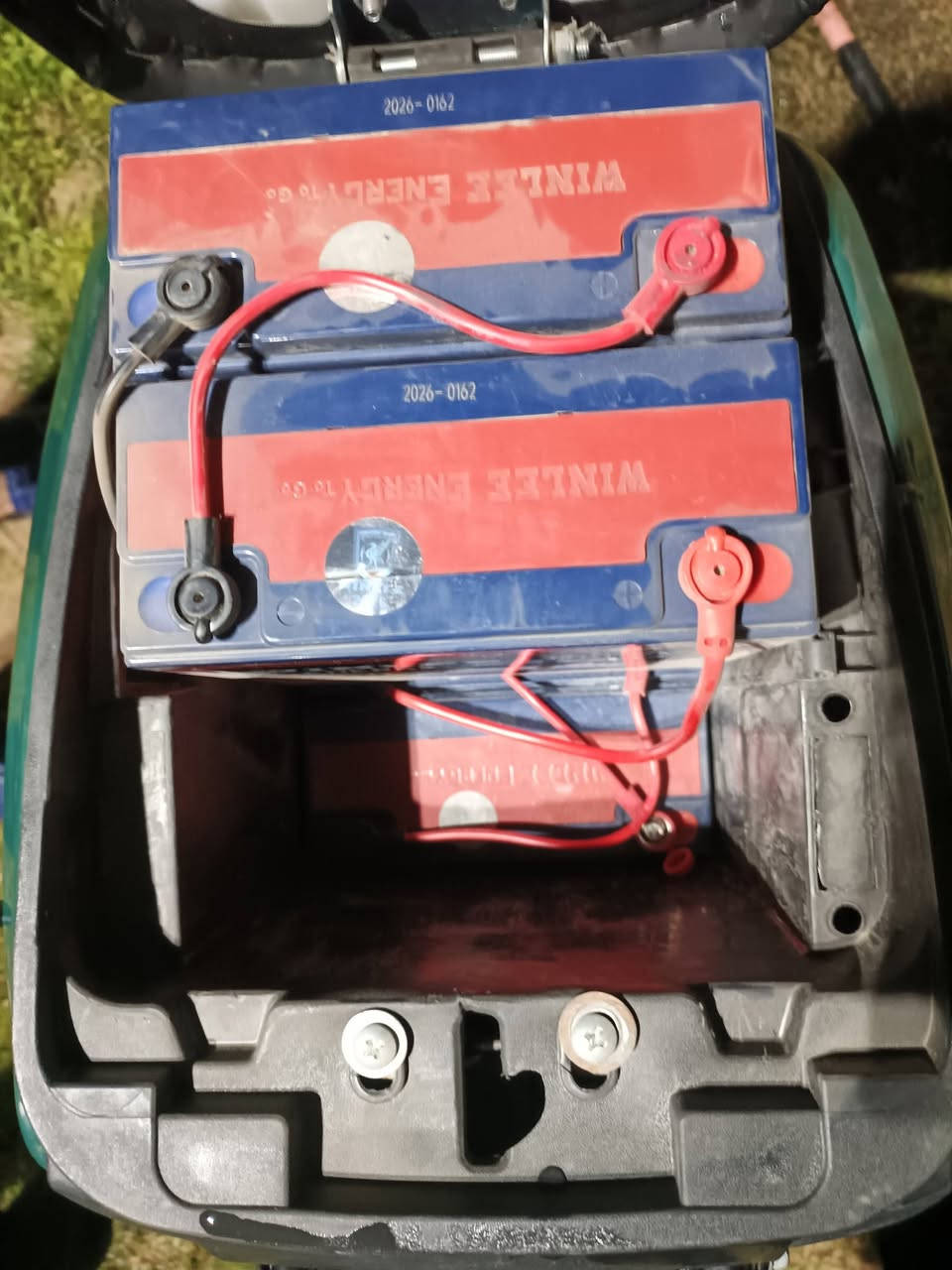 السلام عليكم
مكلف بالنشر
R9
للبيع مستخدم شهر ونص 
5بطاريات
حجم32
جديد كلشي شغال
رقم صاحب الدراجة(***********)
