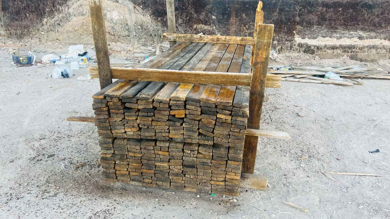 الالسلام عليكم لوح طول 3متر للبيع  المكعب ب350وبي مجال 0782856851عنوان حله


**إذا كنت صاحب هذا الإعلان وتريد حذفه لأي سبب، رجاءا أرسل رسالة إلى الدعم الفني**