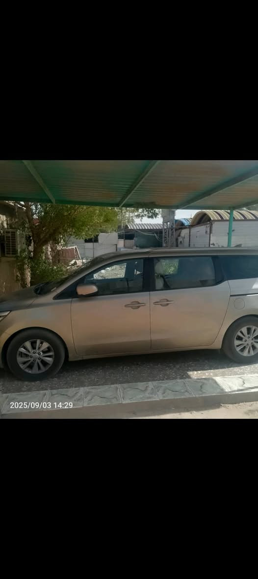 كيا سيدونا 15 وارد امريكي بيها 3 قطع صبغ
6سلندر 7 راكب المكان النجف الاشرف ناحية الحيدرية 
السعر 155 رقم الهاتف ***********
