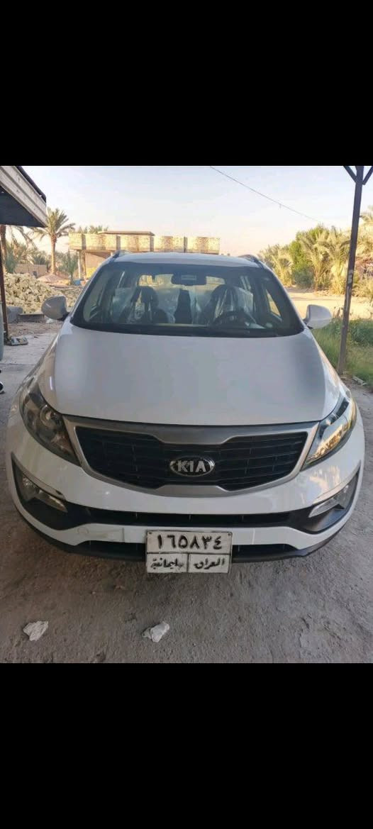 السلام عليكم 
كيا سبورتج 
محرك 2400
موديل 2014
كفاله عامه عدا دعاميه اماميه رش
سنويه لل27 
بابل الهاشميه 
السعر 155$
***********
