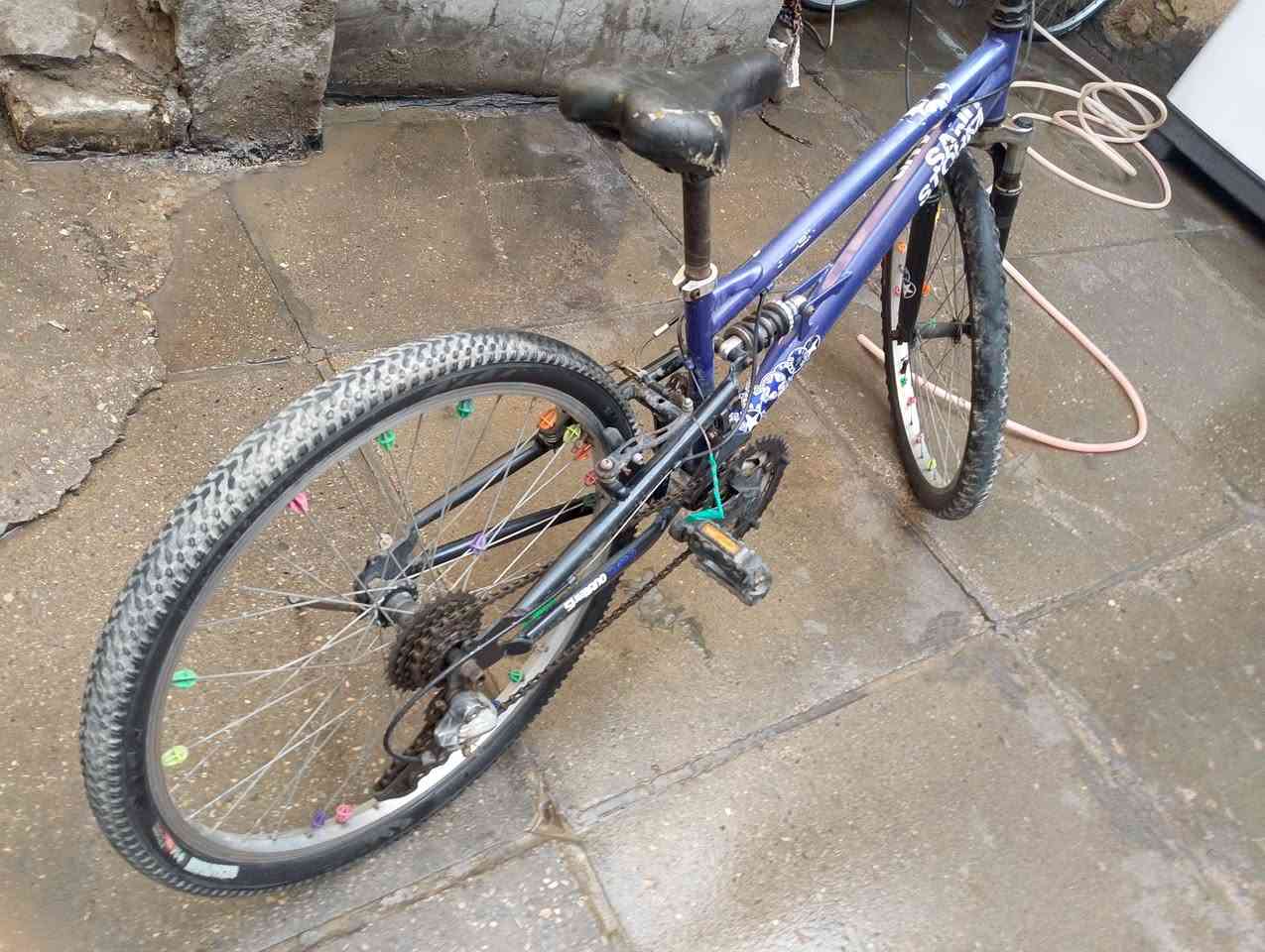 متوفر بايسكل حجم 24السعر 50وبي مجال قفله،45/ مكاني بغداد مدينه الصدر قطاع 30


**إذا كنت صاحب هذا الإعلان وتريد حذفه لأي سبب، رجاءا أرسل رسالة إلى الدعم الفني**