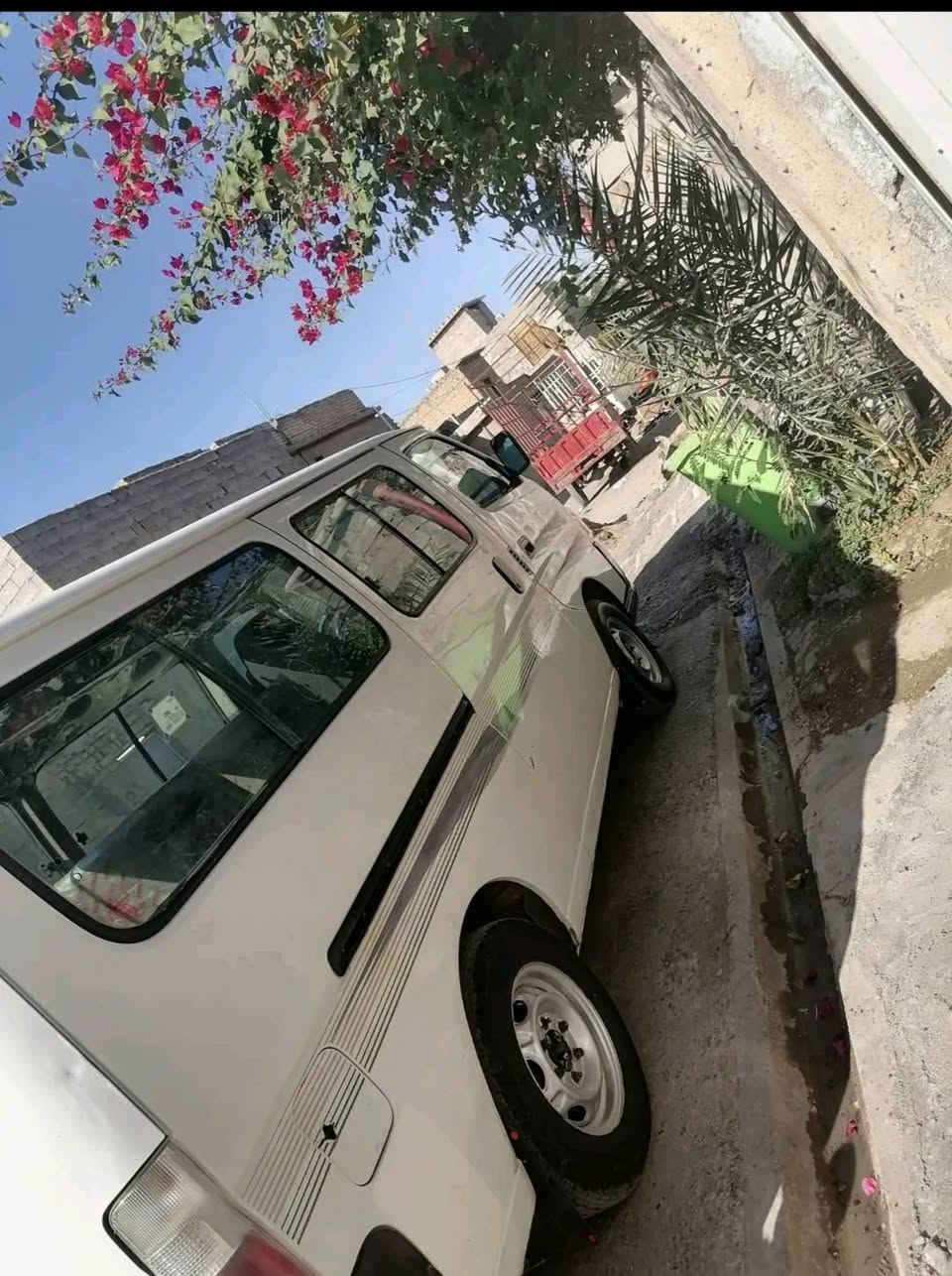 السلام عليكم نيسان موديل 2010
مكفوله كفاله تبريد شغال رقم بابل  سعرها 137وبيه مجال مكان سياره بغداد استفسار
***********
