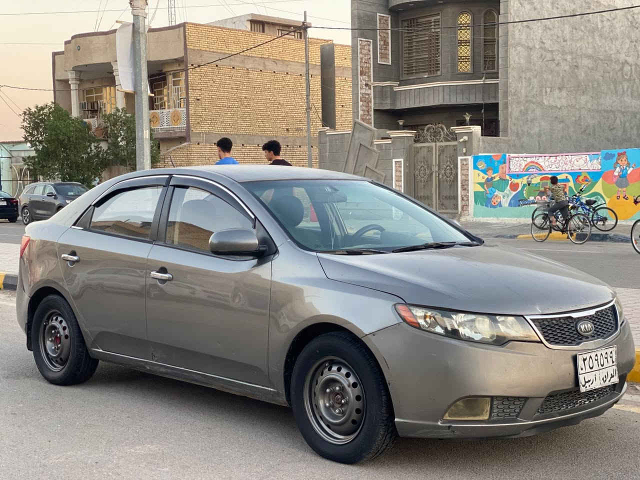 السلان عليكم
سيراتو ٢٠١٢ بيه قطعه واحده جاملغ امامي مبدل كير ومحرك كفاله رقم أربيل القديم شرط التحويل السعر ٧٩ وبيه مجال 

*********** 

***********
