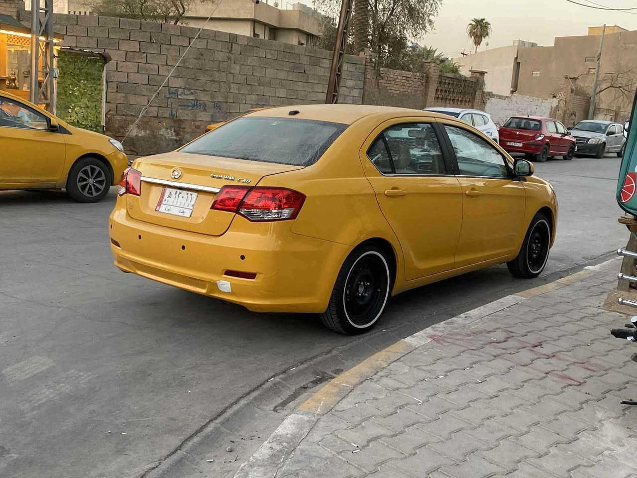 سلام عليكم للشرايه فقط سيارة كريت ويل صفر السيارة خير وبركة 2016 گير محرك تبريد كل بشرط منضومة غاز مكانيّ كركوك السيارة جاهزة من كل النواحي *********** مو شراي لاتتصل♥️🤷‍♂️
