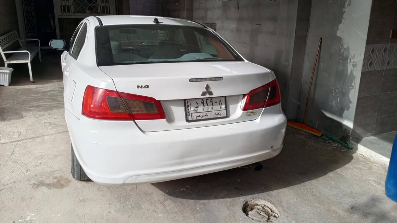 للبيع او مراوس
مسبوشي كلنت 2011
رقم بغداد الماني 
كير ومحرك جديد 
صدر الامامي نص عمر
صدر الخلفي جديد 
تخم تايرات 
تبريد ثلج تدفئة شغال 
السعر 60 بيه مجال *********** 
مكان السياره صلاح الدين الضلوعية  
الاقواس السياره
