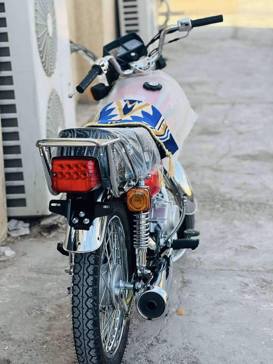 للبيع اوراق سكنر 2025 صارلي 20 يوم من طلعته وكيل المكان المجر الكبير ***********
