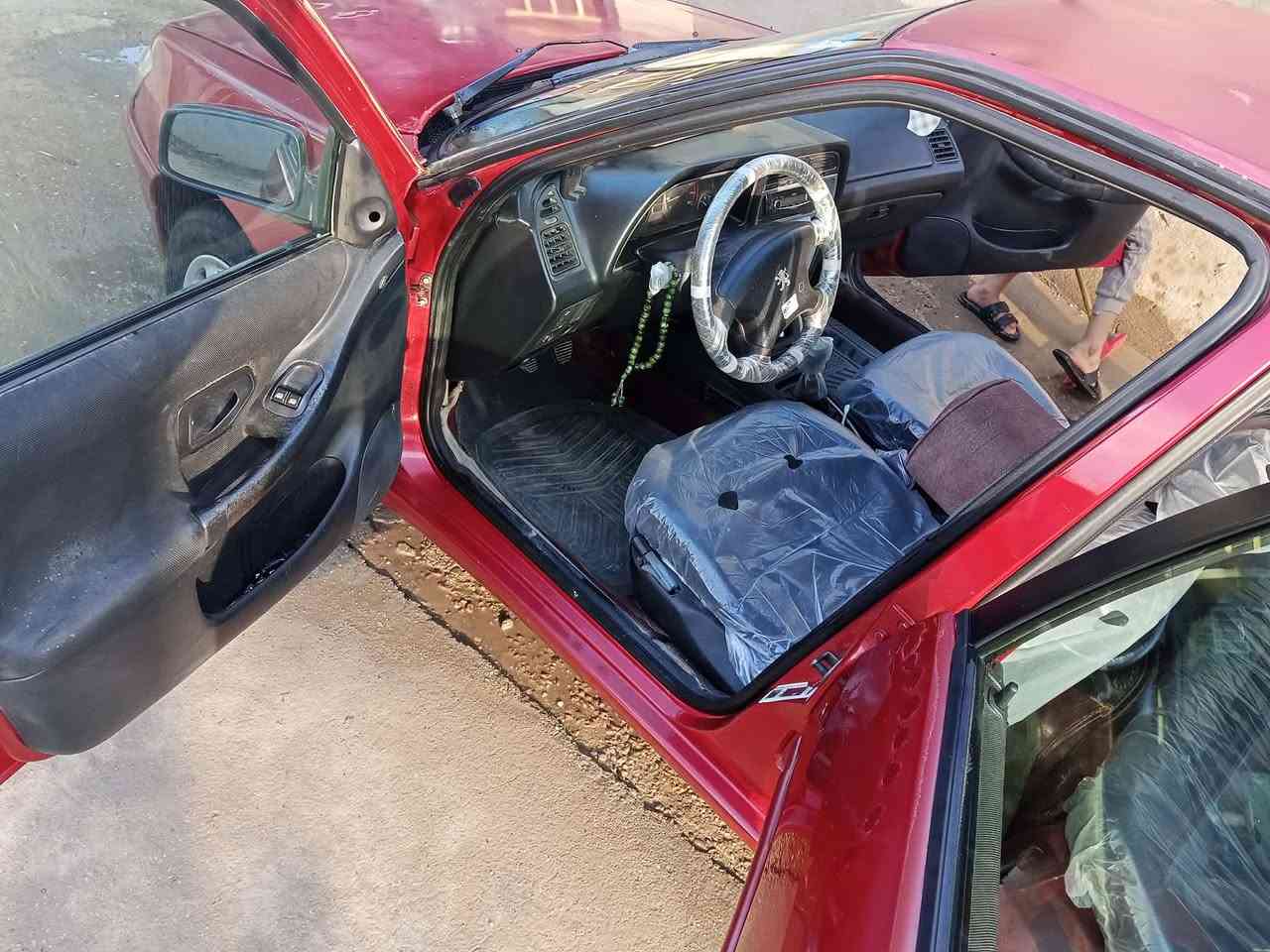 بيجو فرنسي للبيع الموديل 2003 رقم بغداد الجديد 
سيارة جديدة وجاهزه مابيها صبغ السعر 52
 للاستفسار ***********
