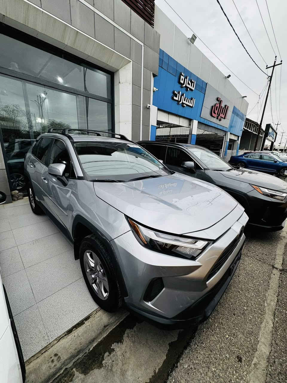 على بركة الله 
وصول وجبة سيارات 🚘 مميزه 
 كل من نوع 
1نيسان باثفندر SL2025 لون سلفر 
2نيسان باثفندر 2024 بلاتينيوم لون. صحراوي عسكري 
3نيسان باثفندر 2025  روك ريك. لون نفطي 
4 تايوتا كامري. XSE 2024 لون سلفر
5تايوتا كامري SE.   2024 لون ابيض 
6تايوتا رافور XLE2024 لون سلفر. 
7تايوتا رافور   XLE 2024 لون ابيض 
إلى 
#العنوان كركوك  
حي الخضراء شارع المعارض 

معرض هشام الحمداني لتجارة السيارات 
للاستفسار ☎️☎️
***********
***********
***********
