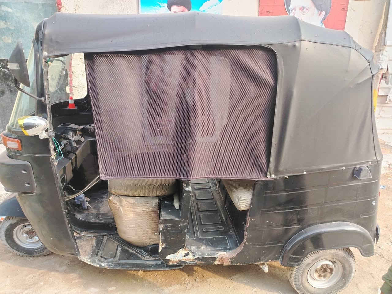 السلام عليكم تكتك البيع موديل 2019/12/31محرك خير من الله  تكتك كبل الشارع كهربائيات كله شغاله دبلات القم تايرات كله جديد الويات ضفاير مري كله جديد المحرك بي ضمان سنه ترايه وين مايعجبك اوراق مكاني الدوره السعر 5مليون رقمي ***********5
