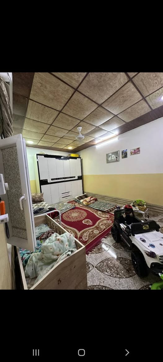 بيت للبيع عنوان شورجه طابقين سعر ٤٥مليون بيه مجال ***********
