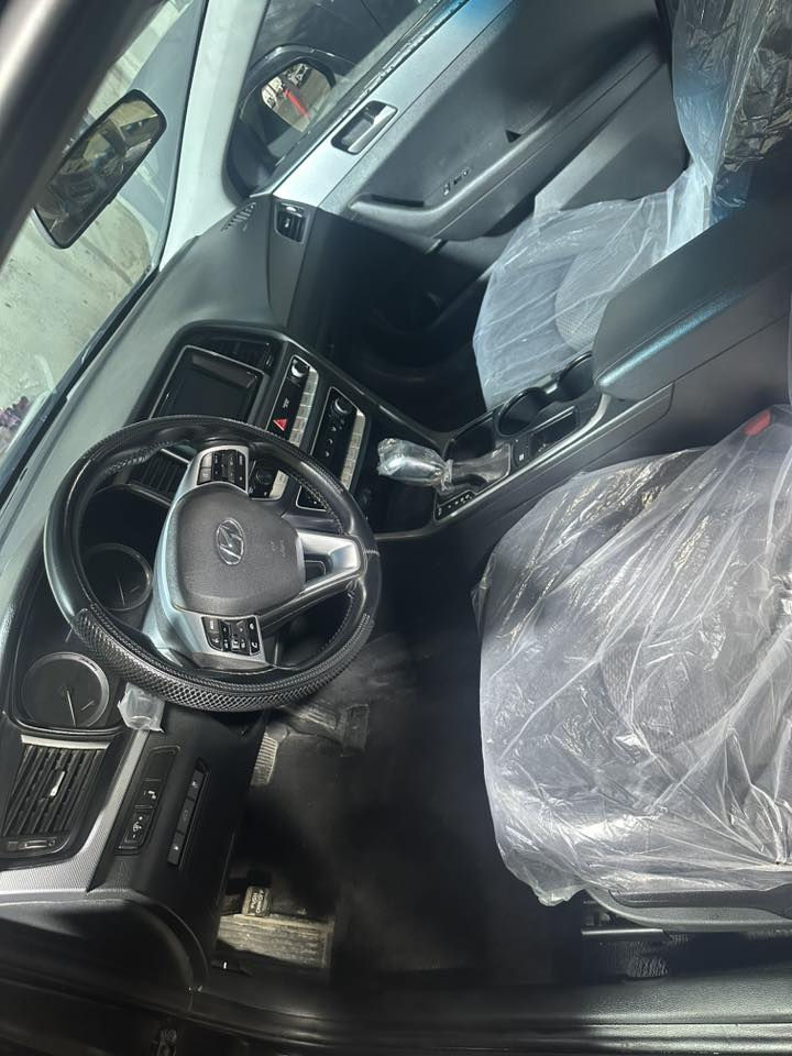 سلام عليكم سوناتا مديل 2019ادوات بدون كصه سياره كاتون جديد ماناقص برغي المكان البصره السعر 78وبيه مجال الشراي مكينه كير حداديه كله جديد سياره ماشيه 77.   الاتصال ***********
