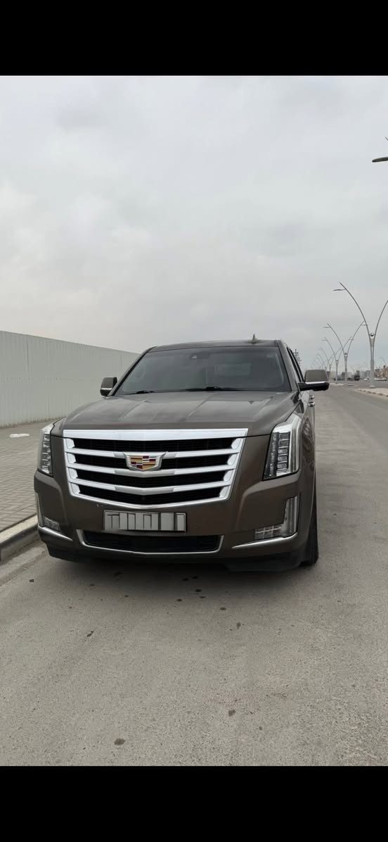 سلام عليكم كديلاك سكاليد موديل 15 فول مواصفات اعلى فئه كفاله عامه سعر 175 رقم الهاتف ***********
