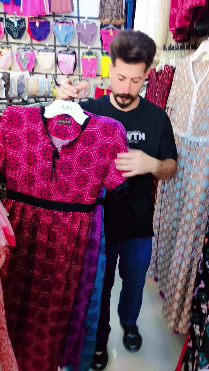 تخفيضات وتصفيه 😍

😍لحكي عليهه

 #الجميع

 @أبرز المعجبين يا زهراء ام جودجود الكرعاوي Om Mariam بياض الثلج


**إذا كنت صاحب هذا الإعلان وتريد حذفه لأي سبب، رجاءا أرسل رسالة إلى الدعم الفني**