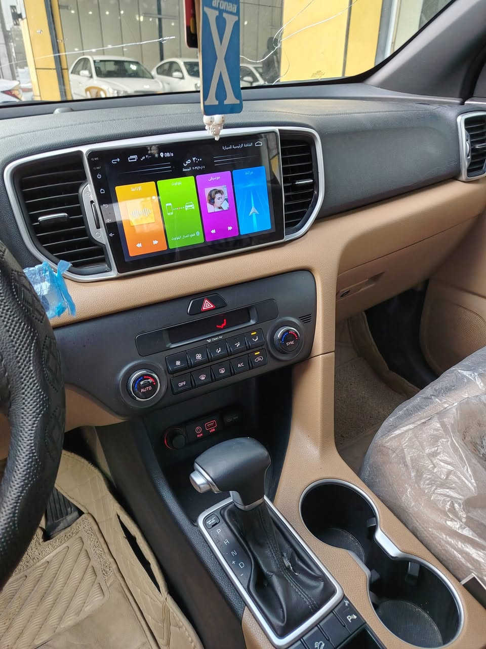 سبورتج ٢٠١٧ خليجي ماشيه ٧٦ الف
محرك ٢٠٠٠ دوش
بانوراما
بصمه
كشنات جلد
كشنات كهرباء
حساس امامي خلفي
شاشه تاب
كامره خلفيه
مود درايف
زراك لايت
بروجكتر رباعي
تبريد شاشه
بكلايت لد

سعر ١٨٣ بيه مجال بسيط
رقم بغداد
للتصال ***********
