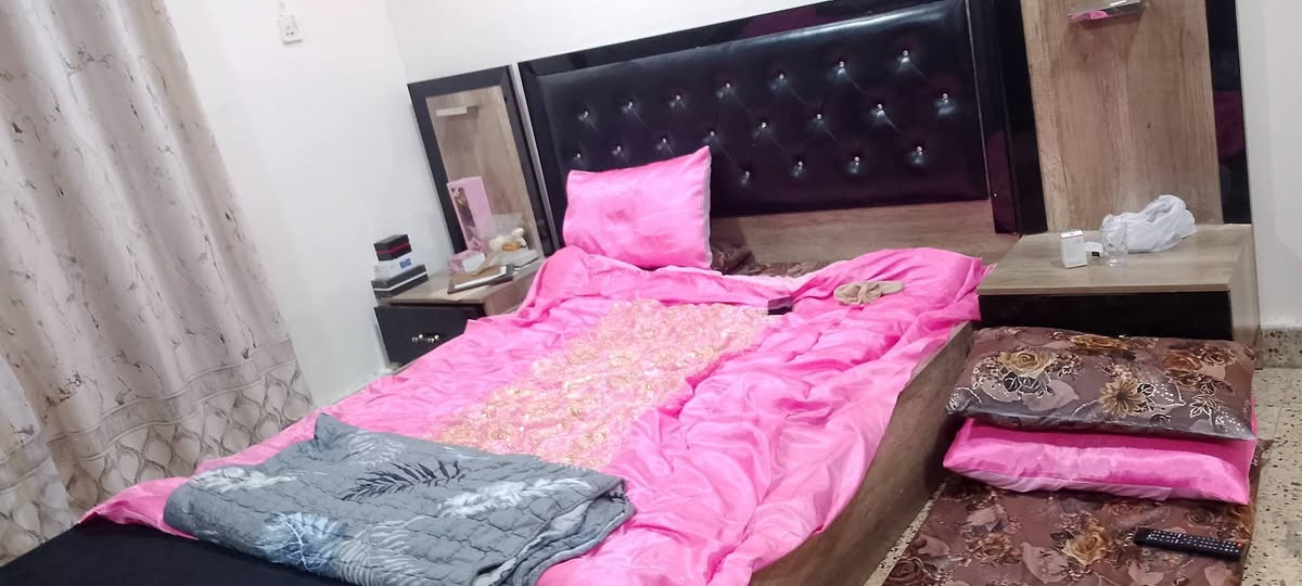 غرفه نوم تركيه 8 قطع للبيع رجاء لحد يراسل أتصل على الرقم *********** شراي بس خلي يتصل 700 وبيها مجال أتصل واتساب شراي
