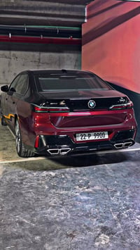 سياره BMW760 وارد امريكي كلين تايتل السياره نضيفه بمعنى الكلمه عليه رق...